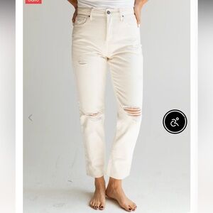 CJLA topanga boyfriend Jean - cream -NWOT -size 00
